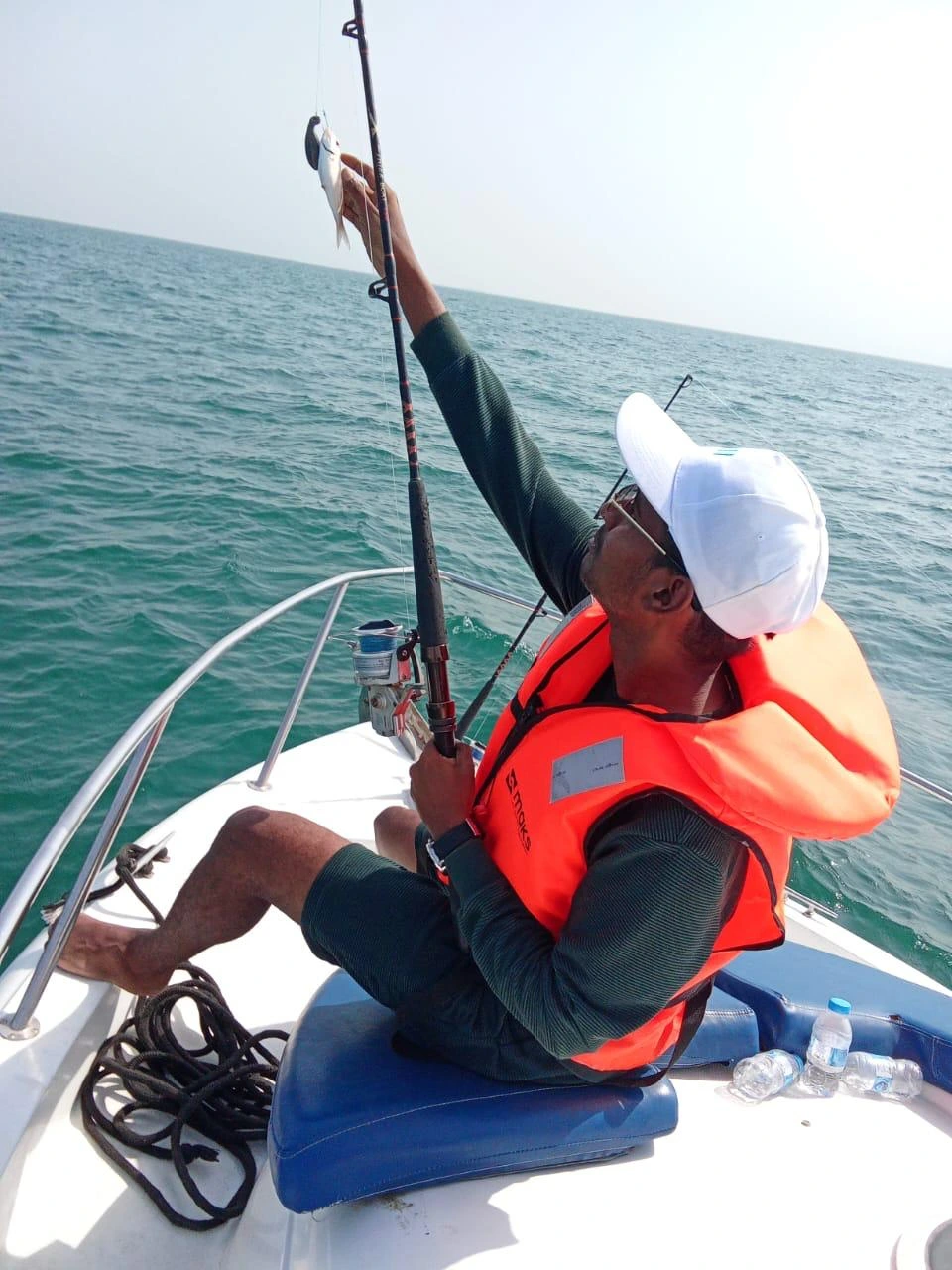 Fishing trip Dubai – Catching barracuda